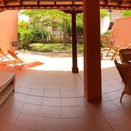 別荘 Town House En Del Duque Jardines 37 アデヘ